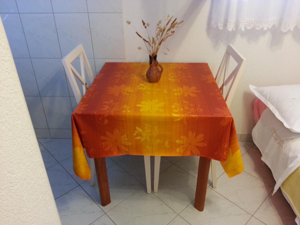 Apartment Marija Trogir Rum bild